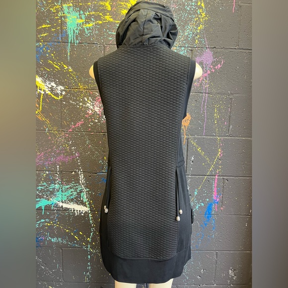 LA-EL COUTURE BLACK QUILTED VEST DRESS - Picture 7 of 16